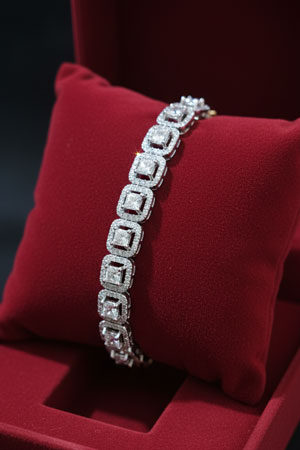 FEATURED-BRACELET
